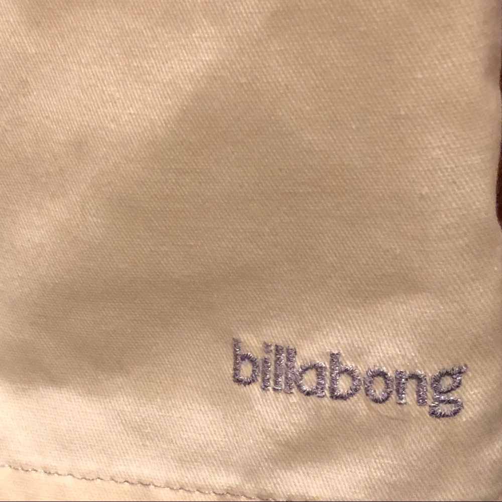 Billabong Shorts - Picture 3 of 4